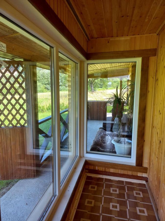 Садиба Федорчуків За Рікою Sheshory Ngoại thất bức ảnh